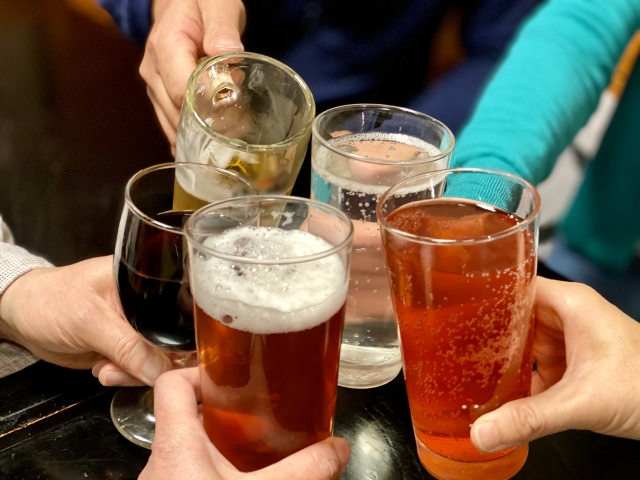 飲酒シーン